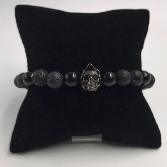 Men onyx & lava rock black rodhium skull bracelet - Picture 2 of 8